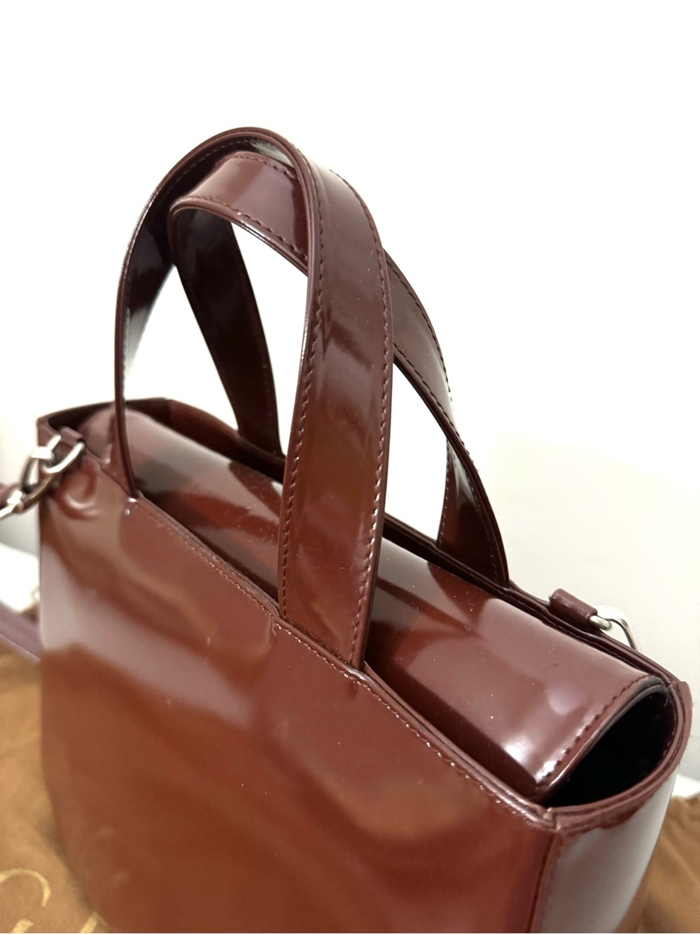 Authentic Gucci Glossy Brown Patent Leather Satchel with Double G Emboss - Picture 5 of 16